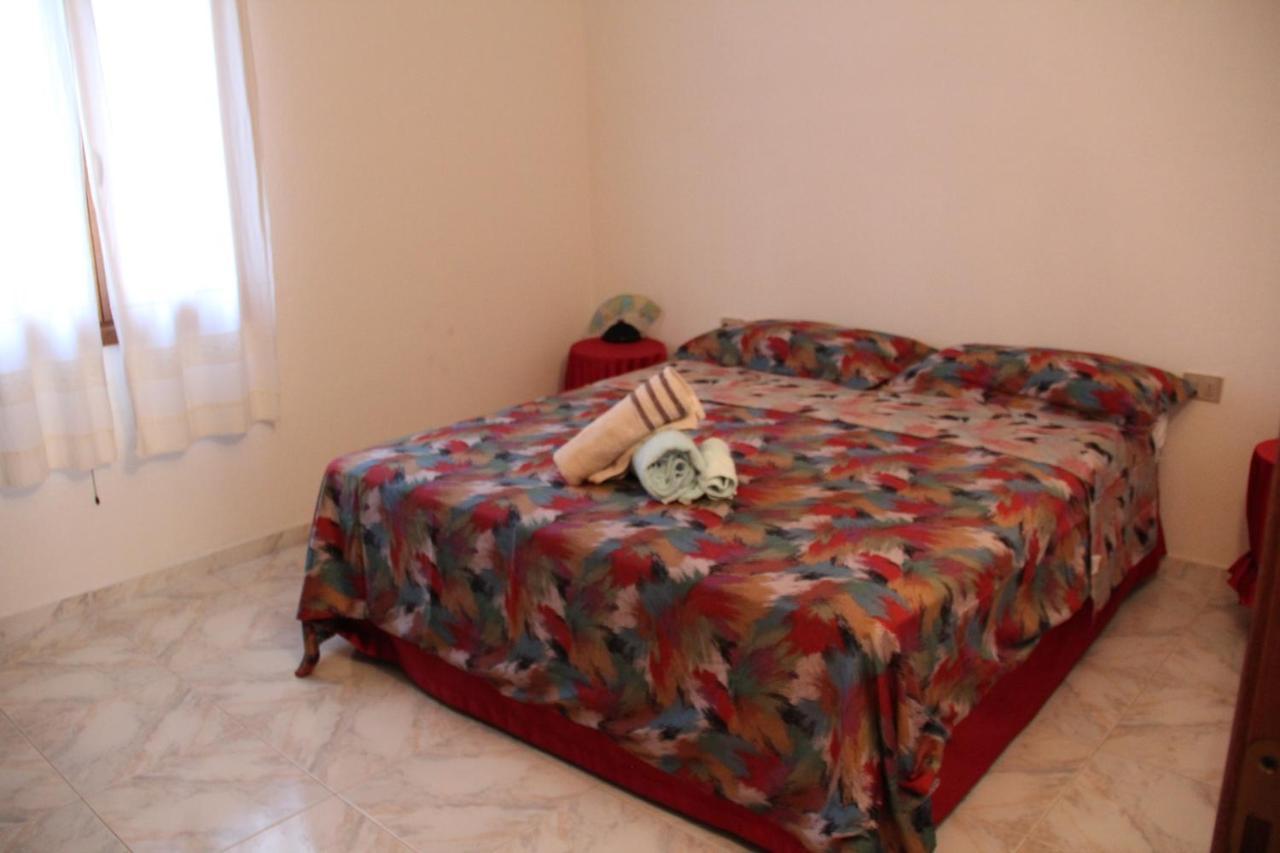فيلا La Giara D'Ambra Garden House سان تيودورو المظهر الخارجي الصورة